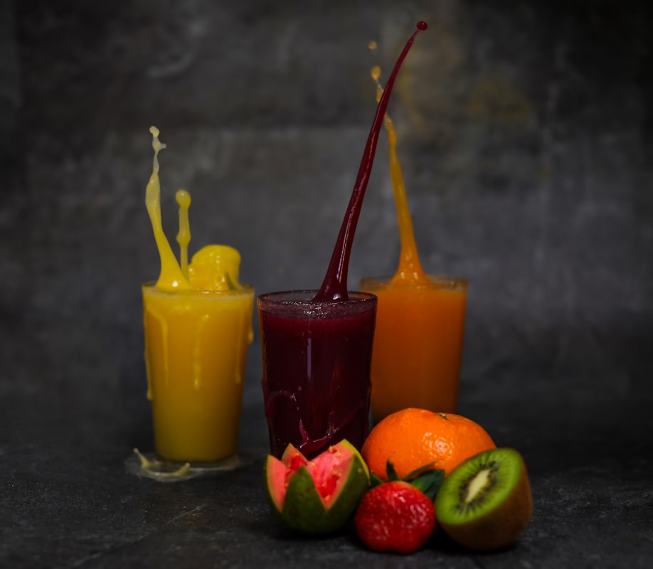 Energy-boosting breakfast with whole grains and fresh fruits